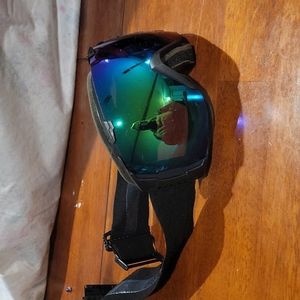 Ski goggles